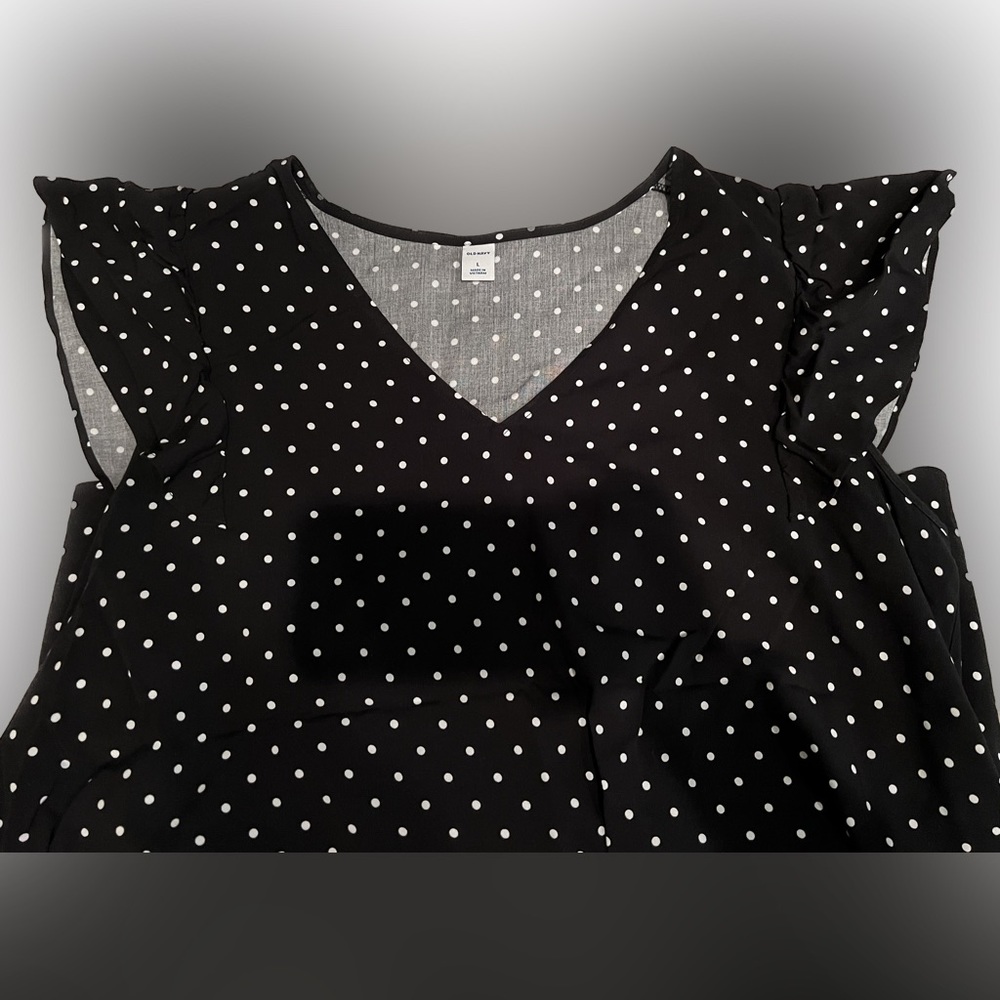 OLD NAVY women’s flutter sleeve top